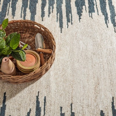 2' x 3' Blue and White Synthetic Washable Rug