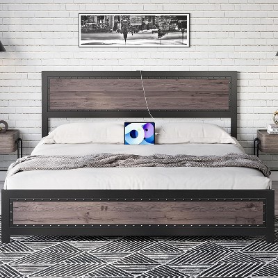 gray wood grain
