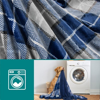 Large Navy Plaid Sherpa Fleece Reversible Outdoor Throw Blanket
