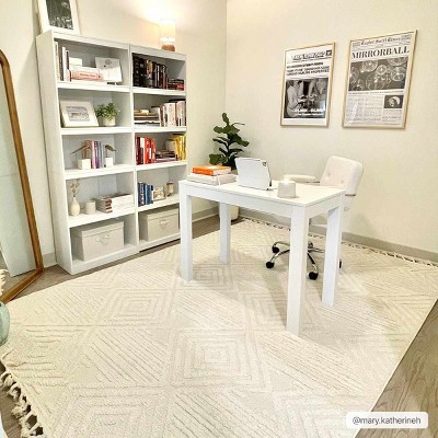 Hauteloom Manyas 3D Bone Area Rug with Tassels