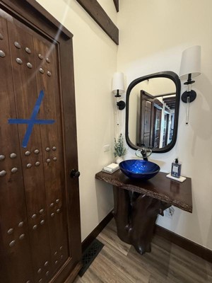 Guest review image 2 of 4, zoom in
