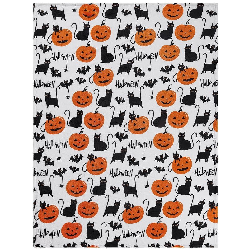 Kate Aurora Ultra Soft & Plush Oversized Halloween Spooky Cats, Bats & Jack O' Lanterns Accent Throw Blanket - 50 In. W X 70 In. L, 3 of 4
