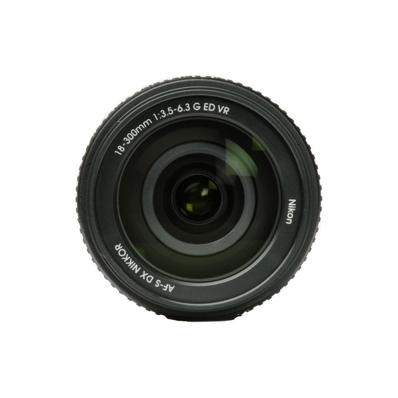 Nikon DX AF-S 18-300mm f/3.5-6.3G ED VR professional SLR Lens, 4 of 5
