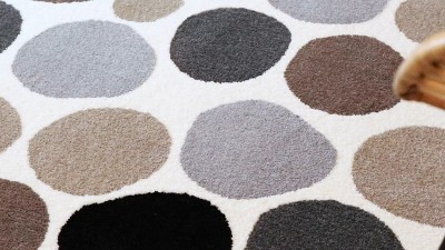 Vincent White and Black Geometric Art Deco 5' x 7' Area Rug