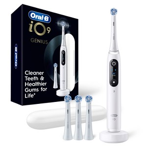 Oral−B IOM82A11BCWT-W WHITE 新品 Oral-B iO Series 9 Electric Toothbrush with 4 Brush Heads : Target
