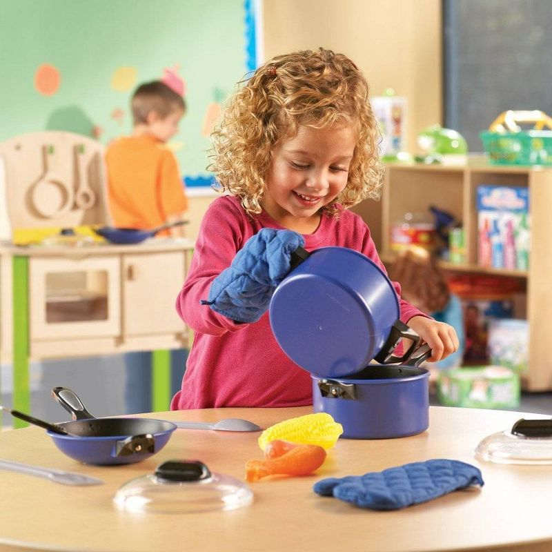 Learning Resources Pretend & Play Pro Chef Set, 3 of 5