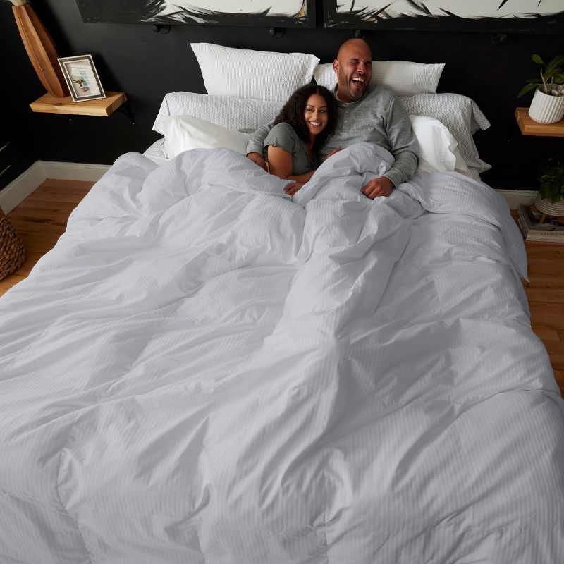 10 foot by 10 foot World's Largest King Comforter by DOWNLITE (Hypoallergenic Down Alternative), 5 of 9