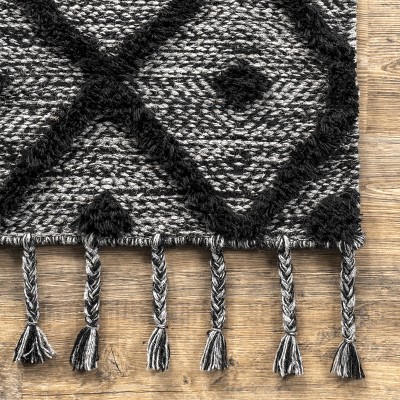 Cozy Knit-Inspired Handwoven Gray Wool-Blend 8'x10' Area Rug with Tassels