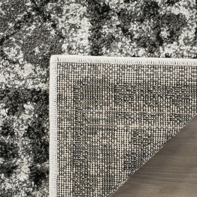 Ivory & Silver Distressed Diamond Lattice Runner Rug, 2'6" x 8'