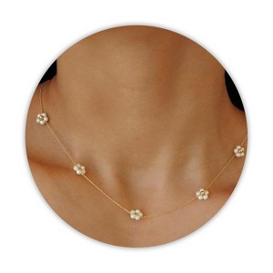 Daisy Pearl Necklace, Dainty Pearl Choker Necklace As Flower Necklace Gift, 18K Gold Plated Summer Merch As Birthday Gifts for Her Daisy Costume Gift - 1 of 4