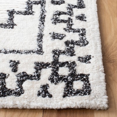 Casablanca Ivory & Black Hand-Tufted Wool Shag Rug