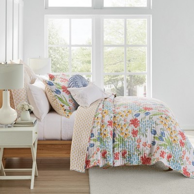 Radella Full/Queen White Cotton Reversible Quilt Set