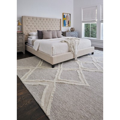 Hand-Tufted Gray and Ivory Wool Geometric Area Rug, 5' x 8'