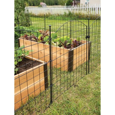 Gardeners Supply Company 6 Panel Critter Garden Fence with Gate | Outdoor Lawn Vegetable and Flower Garden Fencing with Metal Wall Panels Protection Agaisnts Wild Animals | Creates 14 ft of Fencing