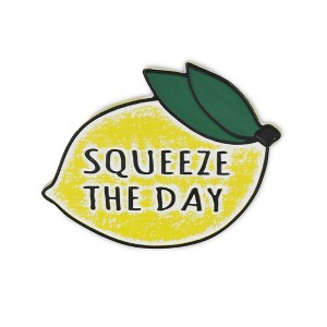 HomeRoots 14" X 19" Yellow and White Lemon Squeeze The Day Metal Wall Decor - 1 of 4