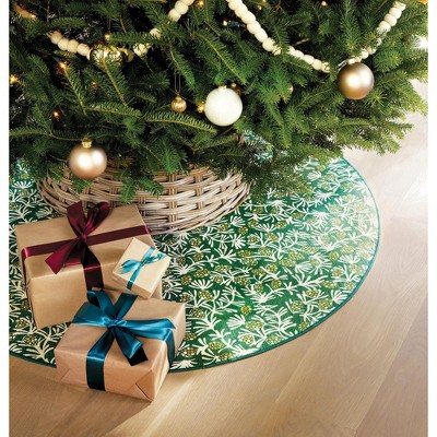 Winter Pinecones Green and White Synthetic Washable Rug 2x3