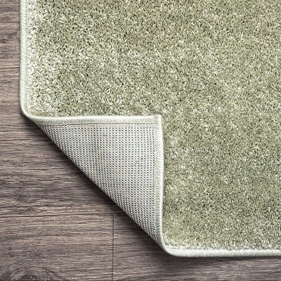 Haze Solid Green Low-Pile Synthetic Area Rug