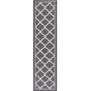 Bermuda BMU810 Power Loomed Rug - Safavieh - 1 of 4