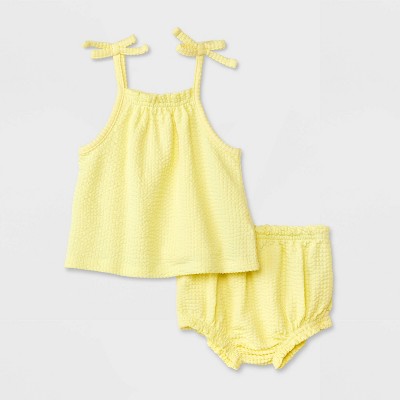 100% Cotton Baby Girl Solid Ruffled Elasticized Waist Shorts
