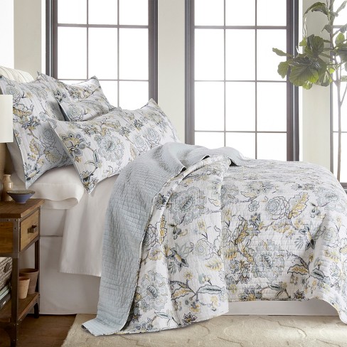 Pippa Floral Quilt Set - Full/queen Quilt And Two Standard Pillow Shams  Pink - Levtex Home : Target