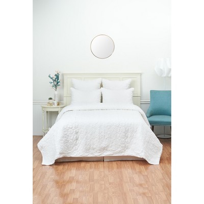 White Cotton Medallion Pattern Standard Sham