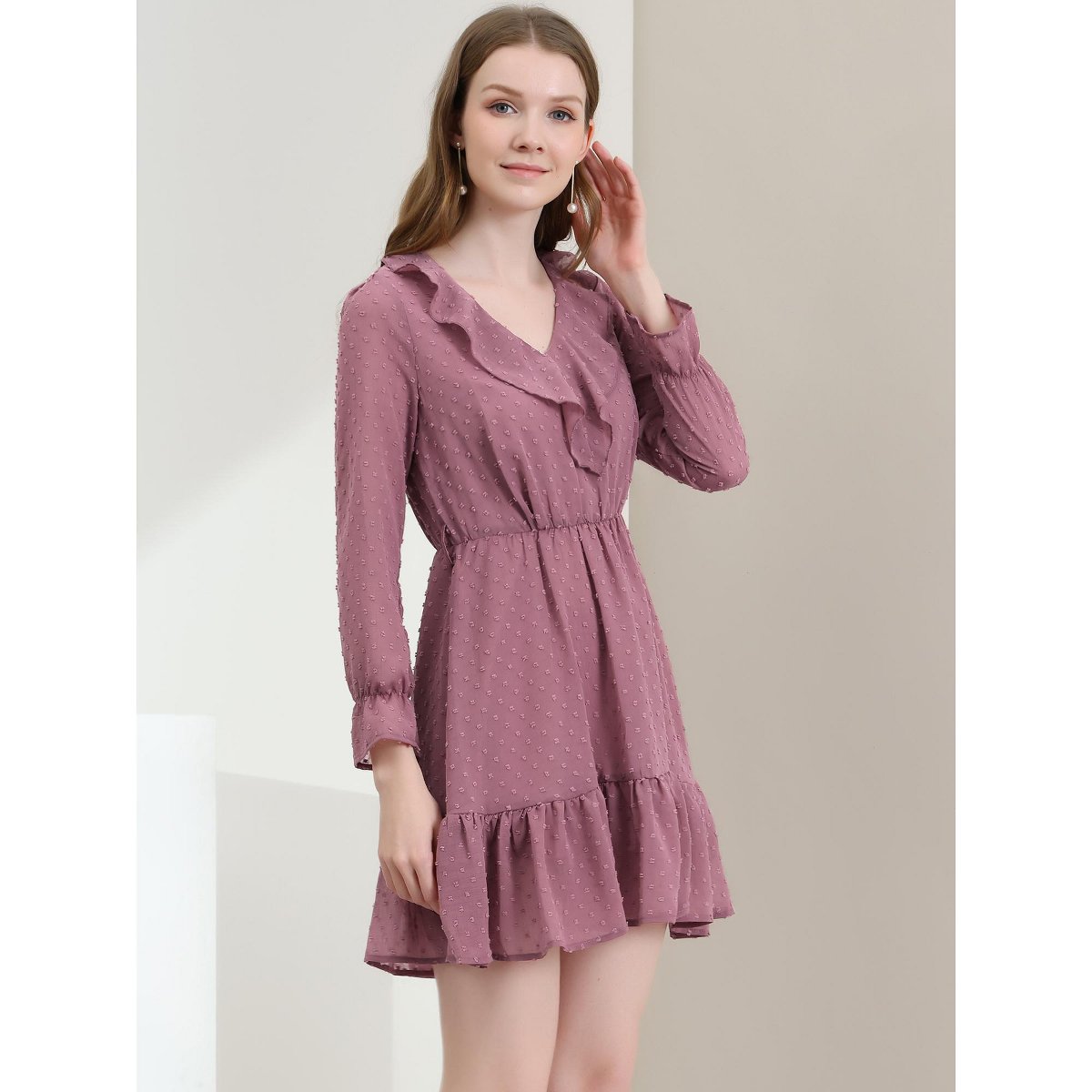 Женские платья INSPIRE CHIC Women's Ruffle V Neck Pom Pom Belted A-Line Chiffon Dress Small Dusty Pink — фото 4