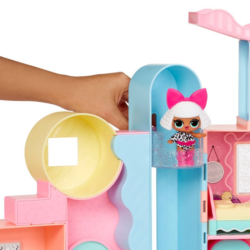 L.O.L. Surprise! Squish Sand Magic House with Tot - Playset with Collectible Doll Squish Sand Surprises Accessories, 5 of 8