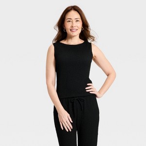 Top de tirantes con textura y cuello barco para mujer - A New Day™