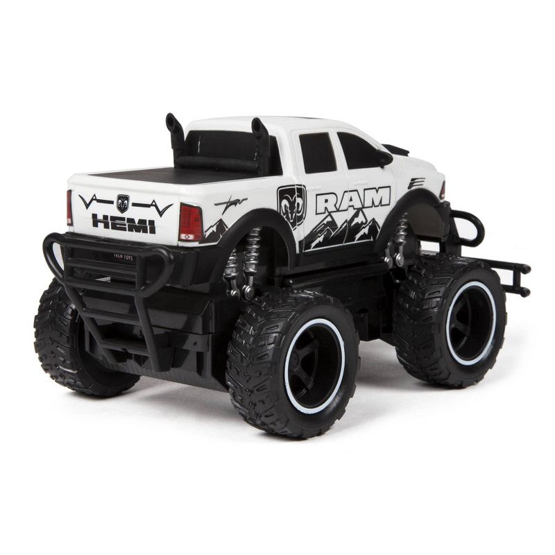 RAM 2500 POWER WAGON 1:24 Scale ELECTRIC RC TRUCK, 3 of 7