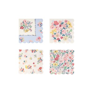 Meri Meri English Garden Small Napkins (Pack of 16) - 1 of 4