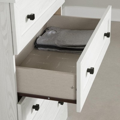 Hazen White Pine Farmhouse 4-Drawer Chest