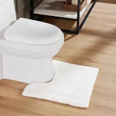 Ivory 20" x 20" Cotton Tufted Reversible Contour Bath Rug