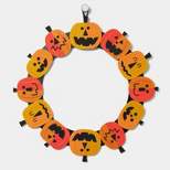 Festival of Frights Felt Pumpkin Halloween Wreath - Hyde & EEK! Boutique™