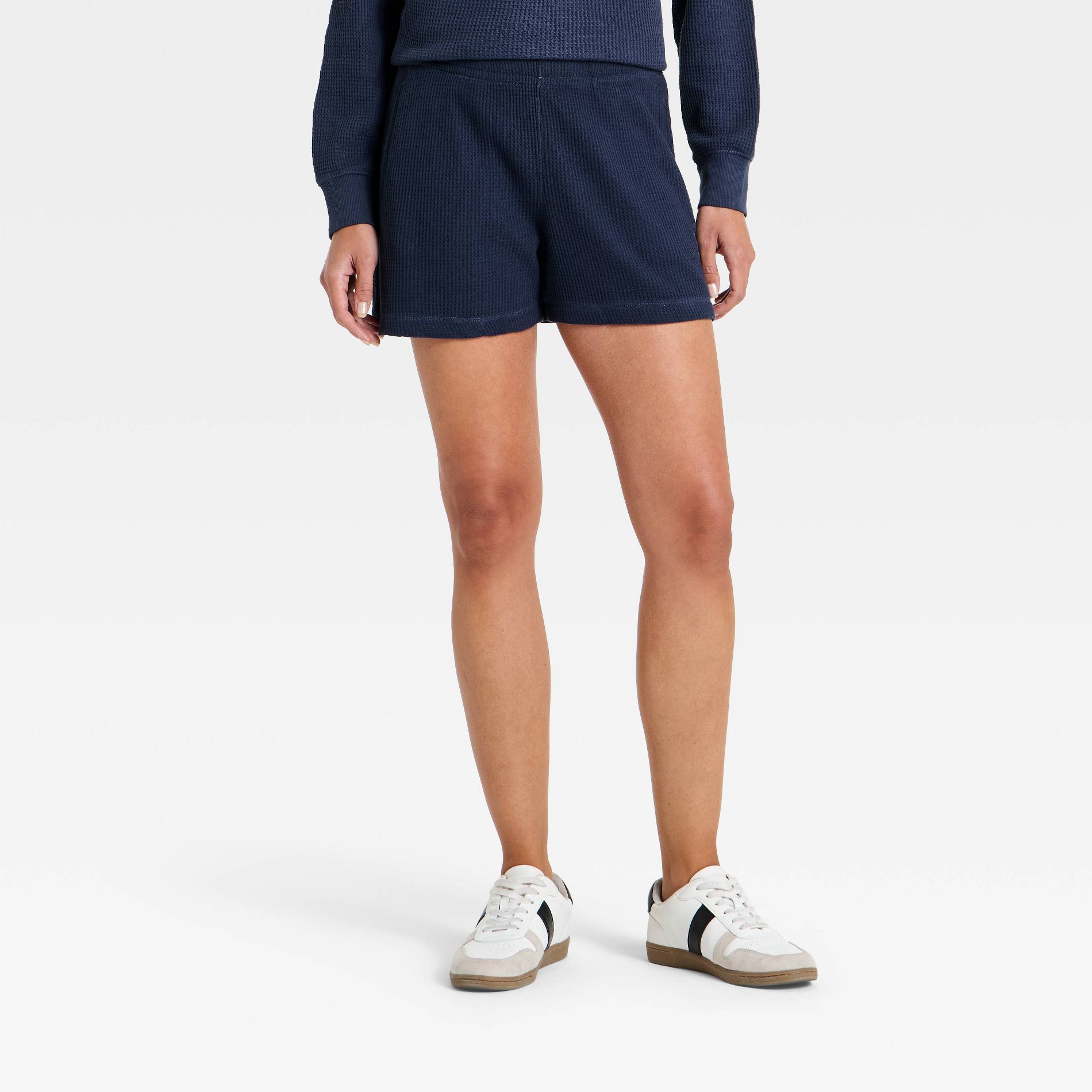 Women's Low-Rise Waffle Pull-On Shorts - Universal Thread™