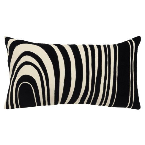 Black lumbar throw deals pillow