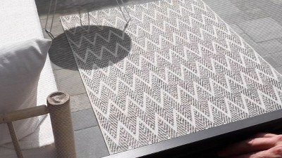 Braided Blue Geometric 8' x 10' Easy-Care Outdoor Rug