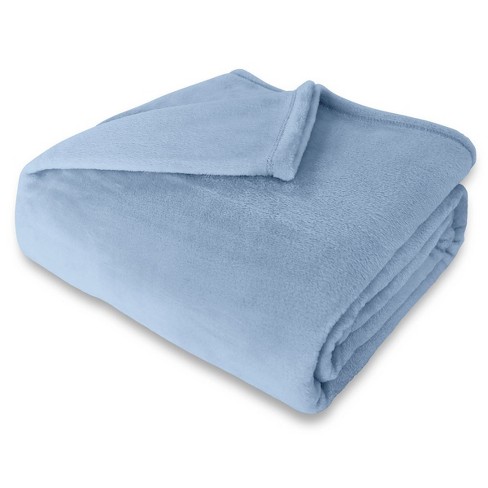 Full/Queen Solid Plush Blanket Blue - Room Essentials™