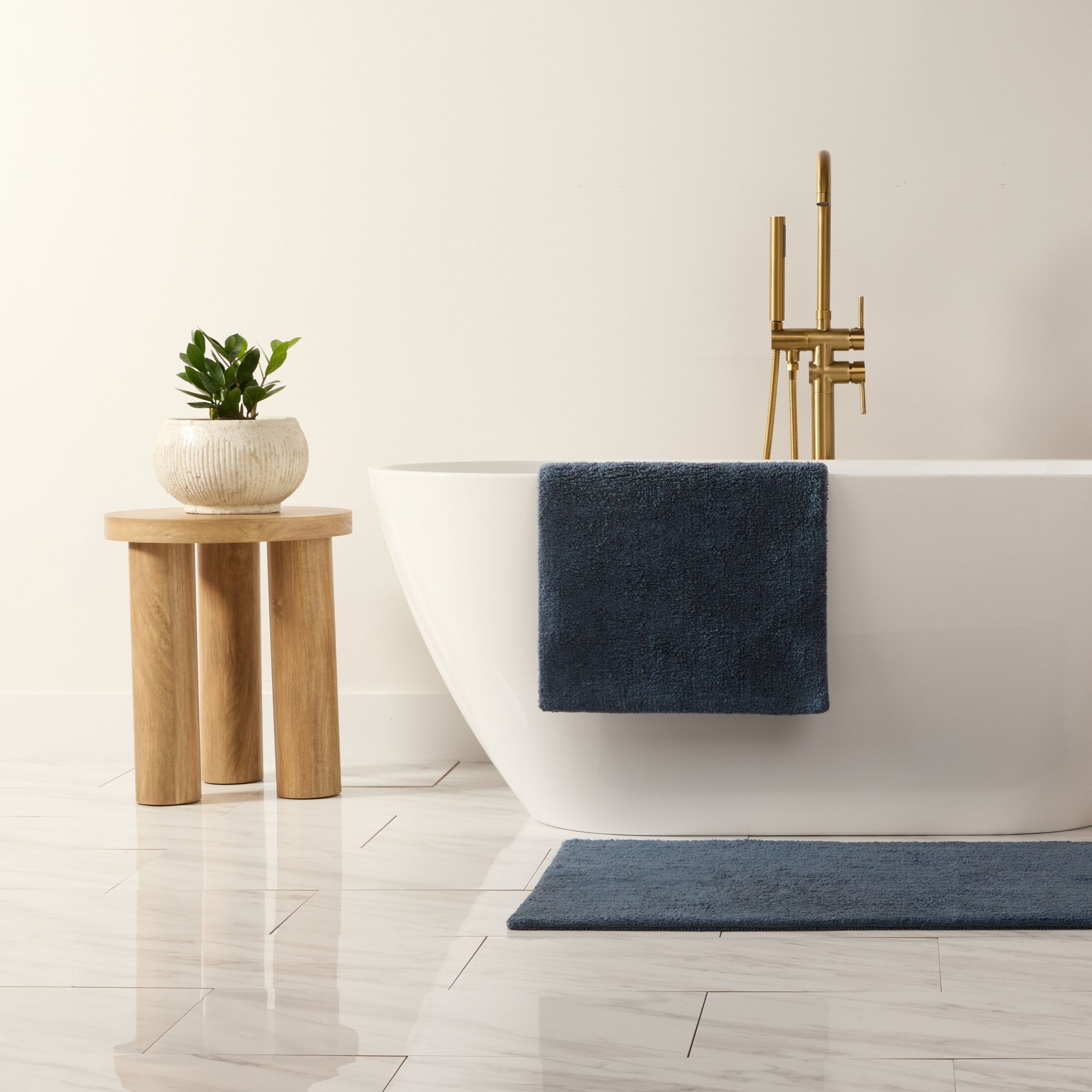 Reversible Solid Cotton Bath Mat,Thick Absorbent Luxury Bath Rug, Washable Spa-Inspired Large Hotel Bath Mat - Becky Cameron , Navy, 24" x 17"