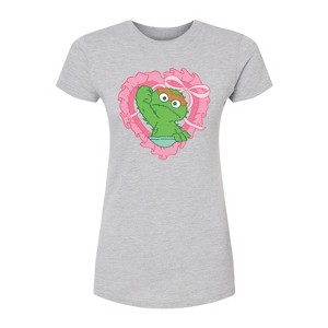 Women's - Sesame Street - Oscar Coquette Fitted Graphic T-Shirt - 1 of 2