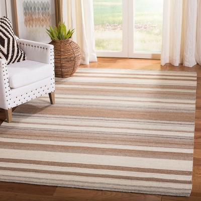 Handmade Geometric Flatweave Wool Rug in Natural/Camel, 4' x 6'