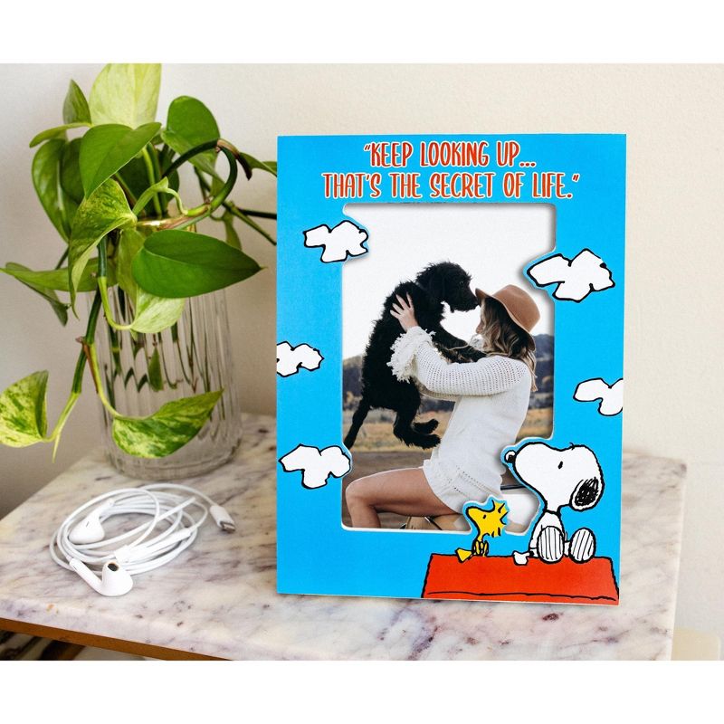 Silver Buffalo Peanuts Snoopy and Woodstock "Keep Looking Up" Die-Cut Photo Frame | 4 x 6 Inch, 4 of 10