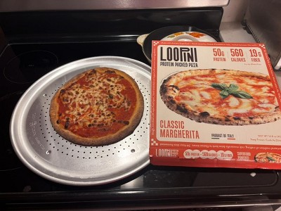 Loopini Frozen Classic Margherita Pizza - 14.8oz : Target