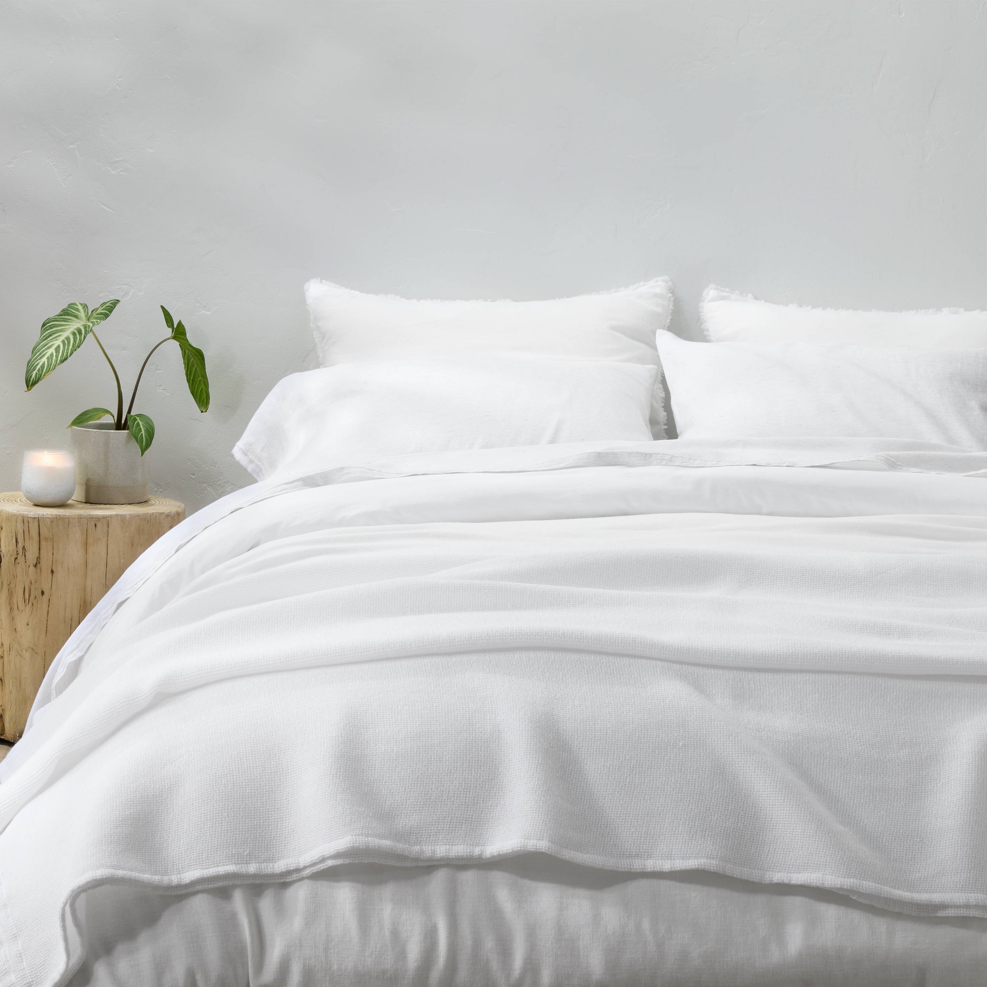 Full/Queen Micro Waffle Bed Blanket White - Casaluna™