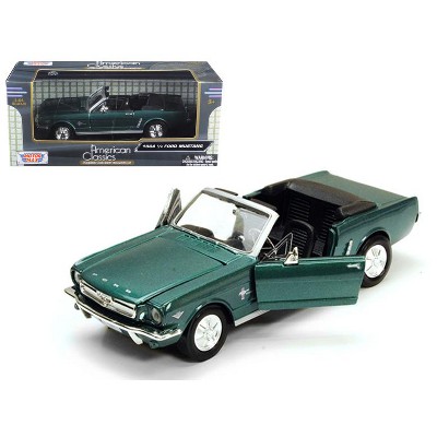 1964 1/2 Ford Mustang Convertible Green Metallic 1/24 Diecast Model Car by Motormax
