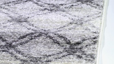 Chic Gray Geometric Tufted Rectangular Area Rug