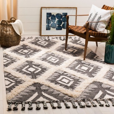Kenya Hand-Knotted Black and Ivory Wool Rug