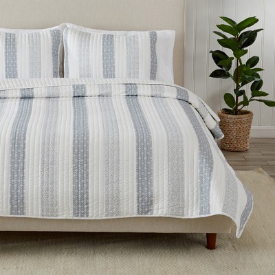 Great Bay Home Patterned Stripe Design Reversible Quilt Set With Shams