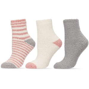 Memoi Women's 3 Pair Pack Fuzzy Stripe Cozy Crew Socks Powder Pink 9-11 - 1 of 4