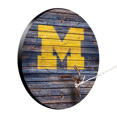 NCAA Michigan Wolverines Hook & Ring Game Set