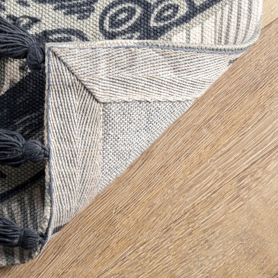 Ivory Cotton Flat-Woven Octopus Tassel Area Rug, 5' x 8'